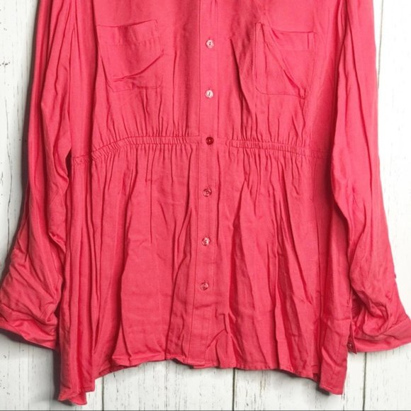 Torrid Plus 2 Red Empire Waist Button Front Blouse NWT - Picture 4 of 9